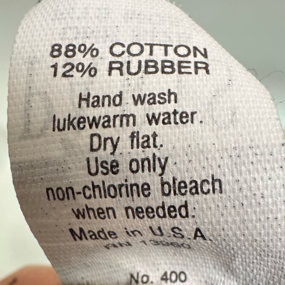 Simple black tube top - Picture 3 of 3